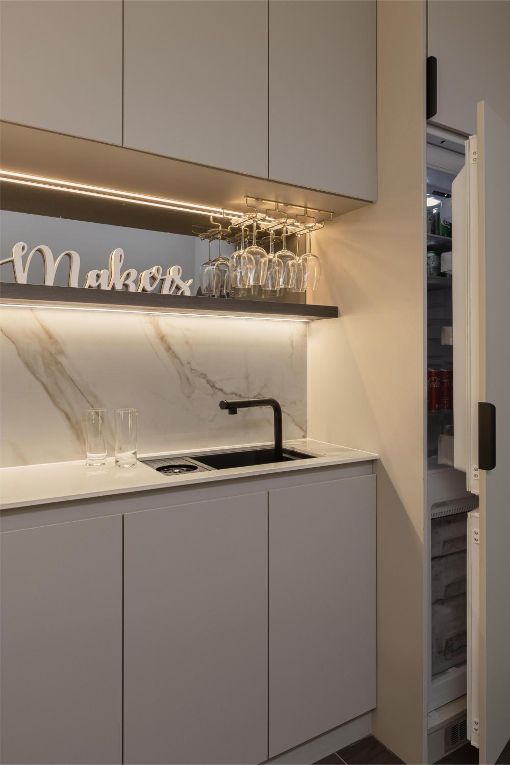 Modern Kitchen with Kitchen Cabinets and Refrigerator