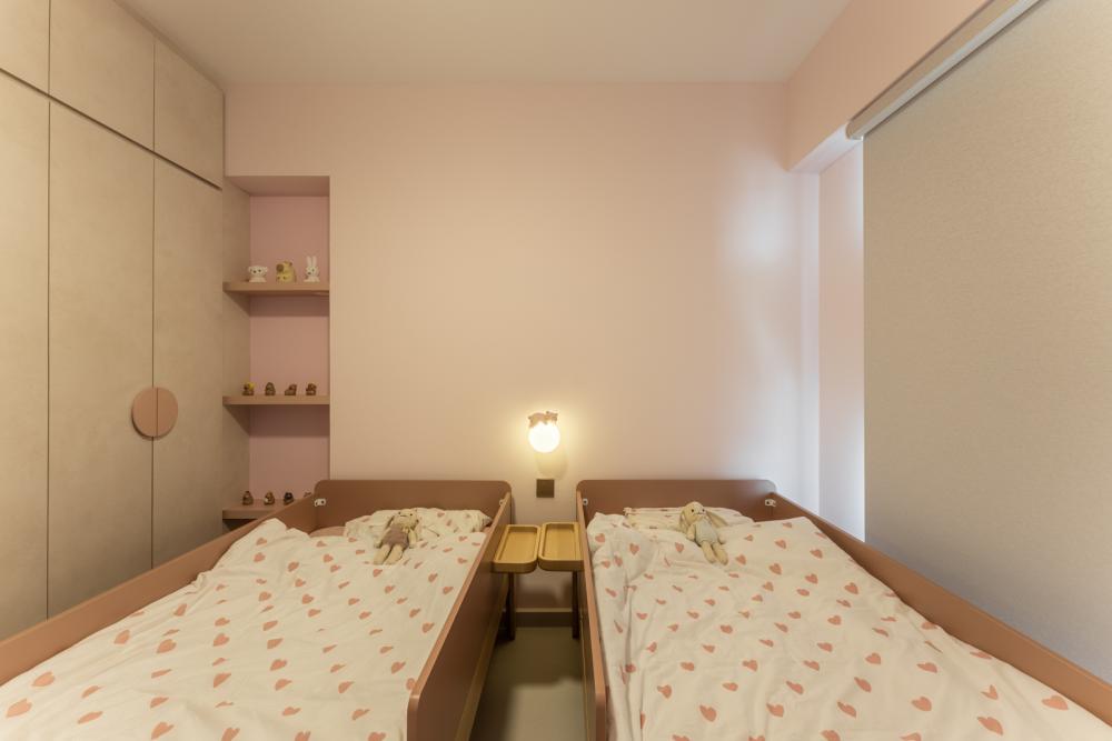 Contemporary Bedroom with Homogeneous Tiles and Wardrobe