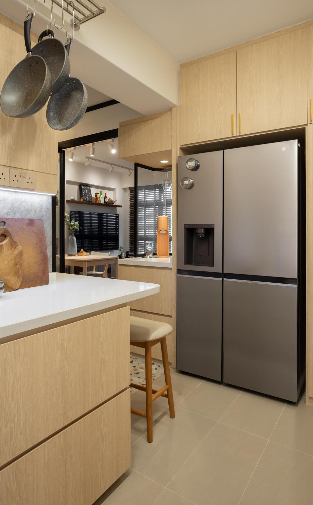 Modern Kitchen with Kitchen Cabinets and Refrigerator
