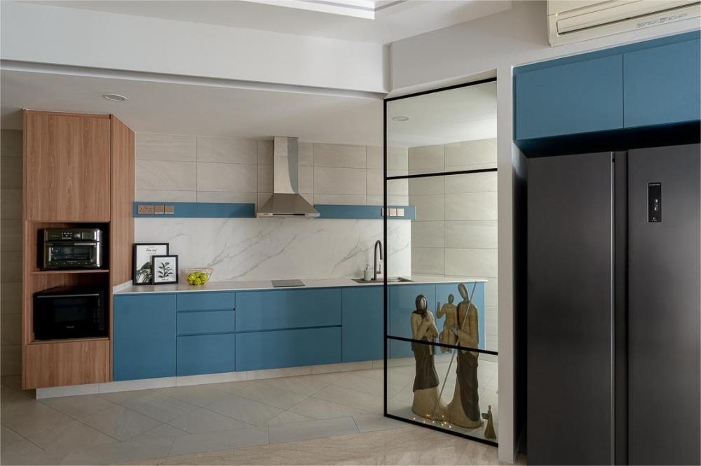 Modern Kitchen with Countertop and Kitchen Accessories