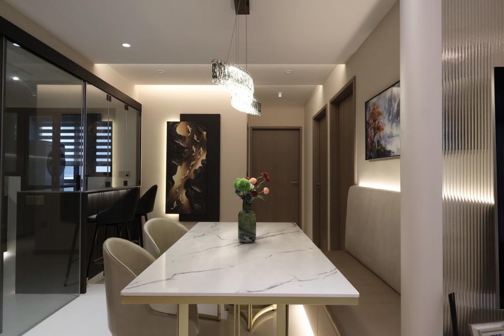Modern Dining Room with Chandelier and Dining Table