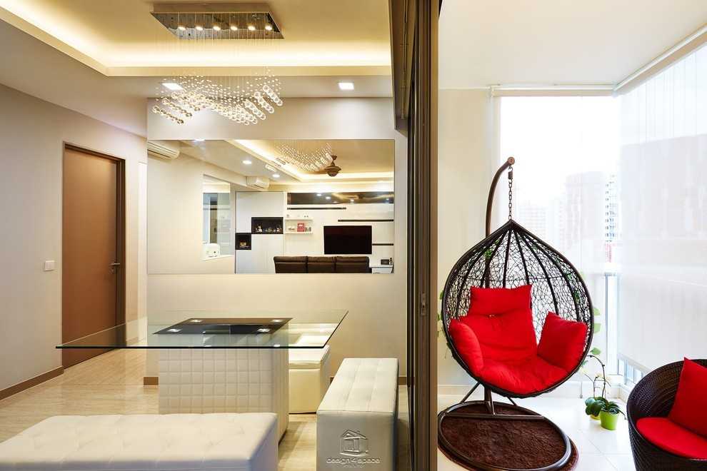 Contemporary Dining Room with Drop Ceiling and Ceiling Light