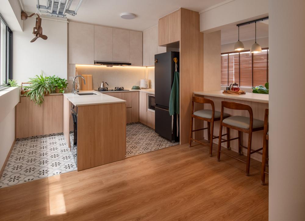 Minimalist Kitchen with Countertop and Vinyl Flooring