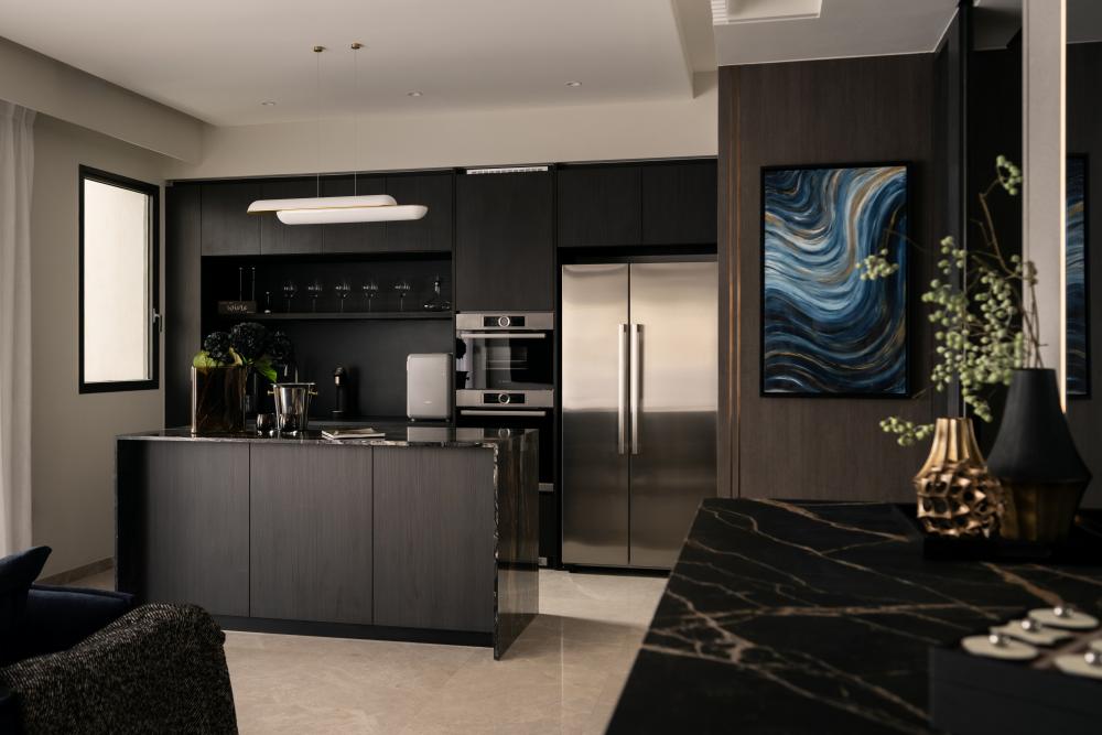 Modern Kitchen with Countertop and Kitchen Island