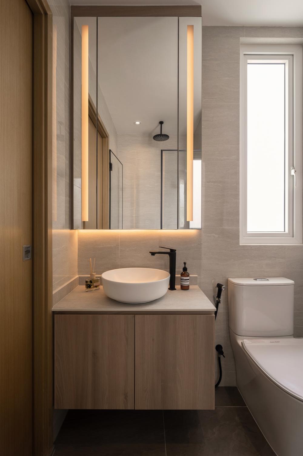Asian Bathroom with Countertop and Homogeneous Tiles