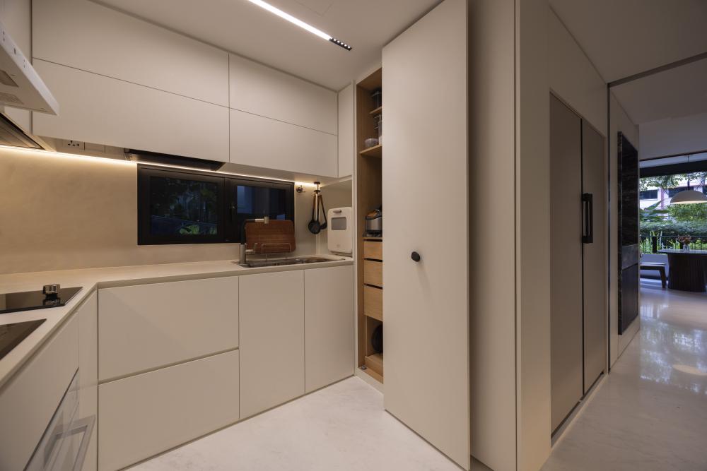 Contemporary Kitchen with Homogeneous Tiles and Kitchen Window