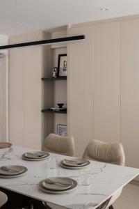 Contemporary Dining Room at Garden Court