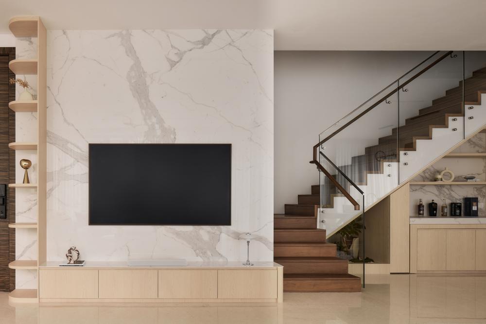 Modern Living Room with TV and Display Cabinets