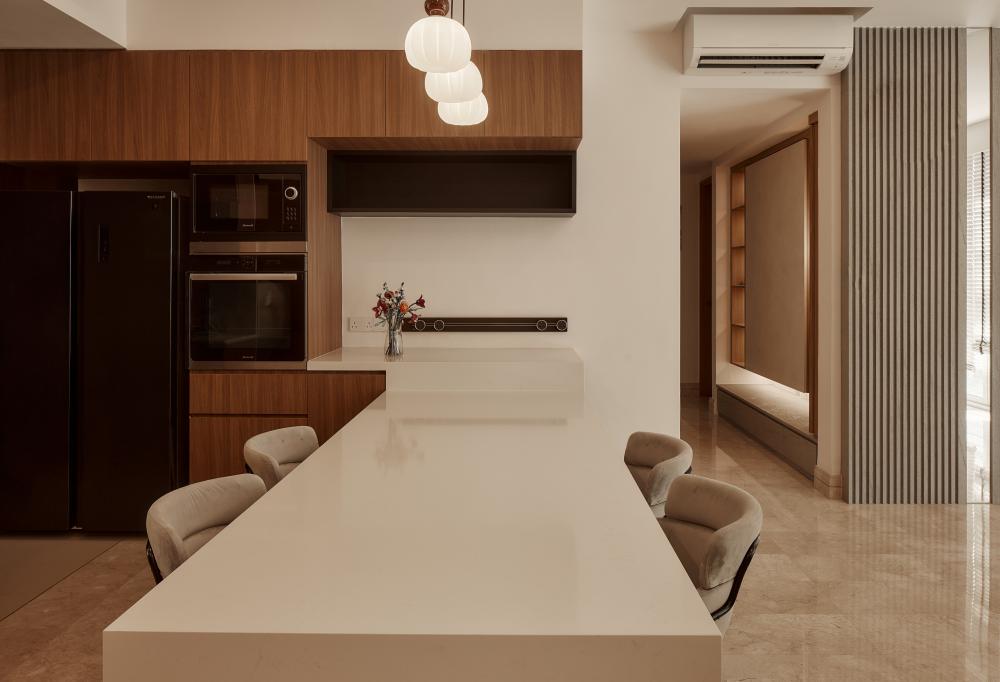 Asian Dining Room with Dining Table and Dining Chairs