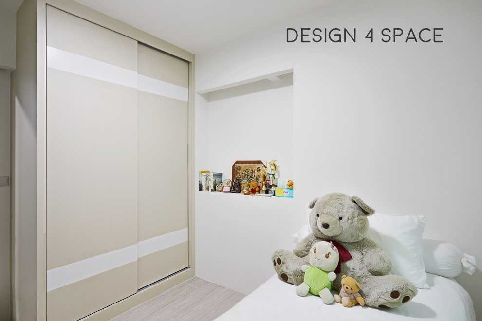 Modern Bedroom with Wood Flooring and Drop Light