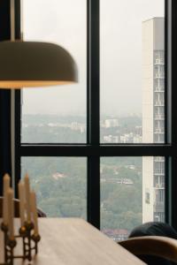 Modern Dining Room at 89 Dawson