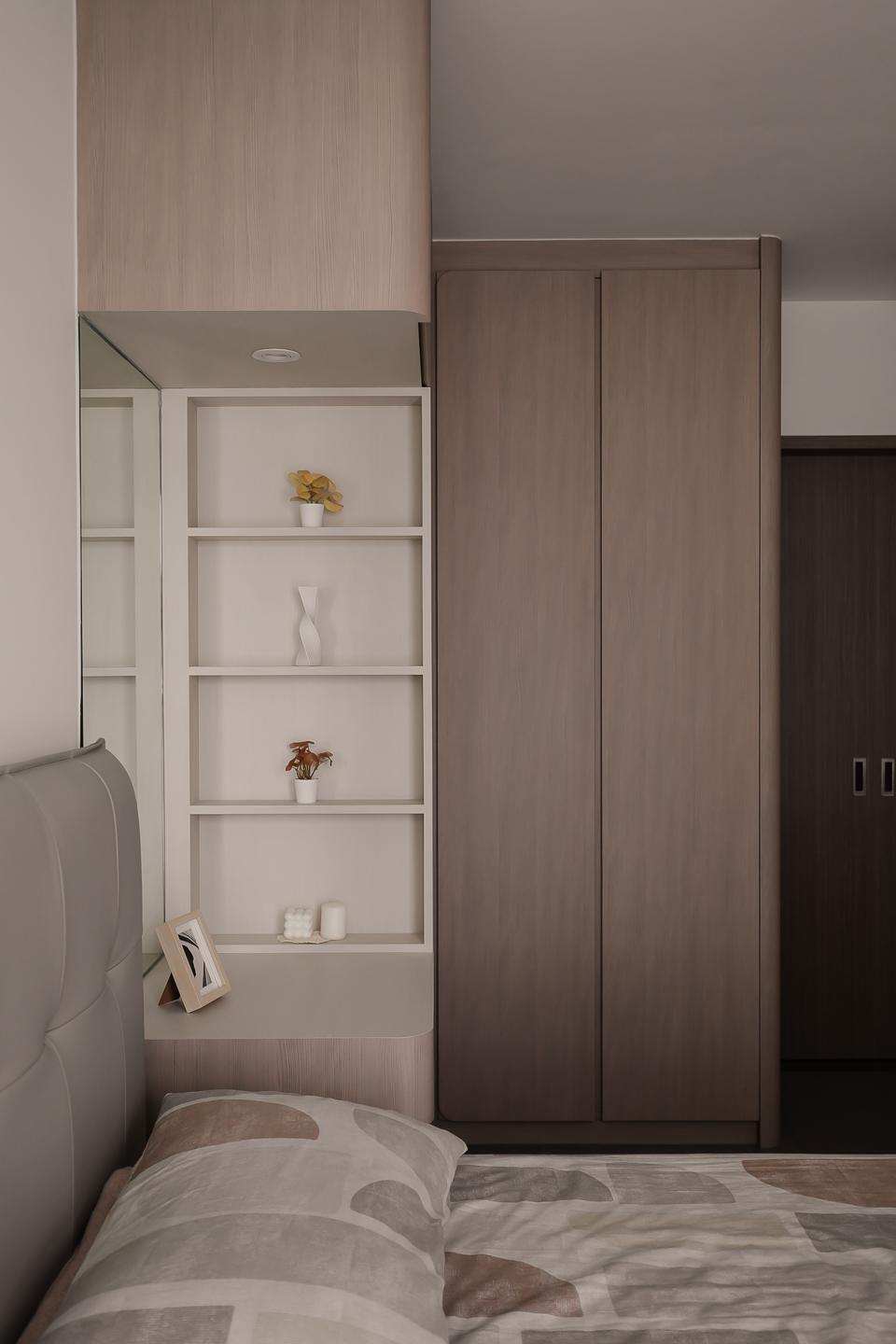 Minimalist Bedroom with Bedroom Dresser and Queen Bed