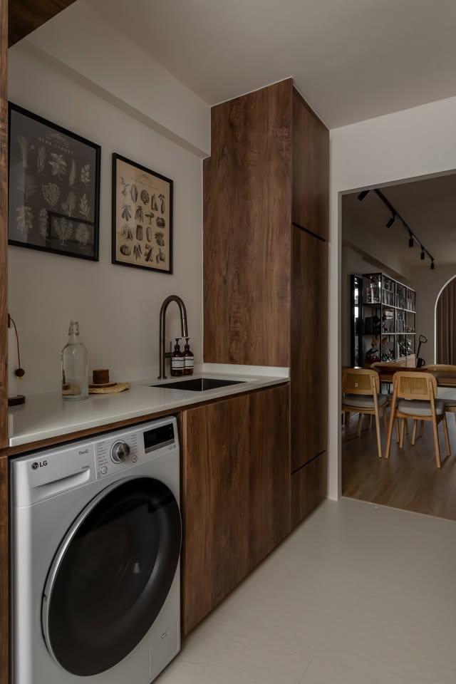 Modern Kitchen with Kitchen Accessories and Kitchen Tap