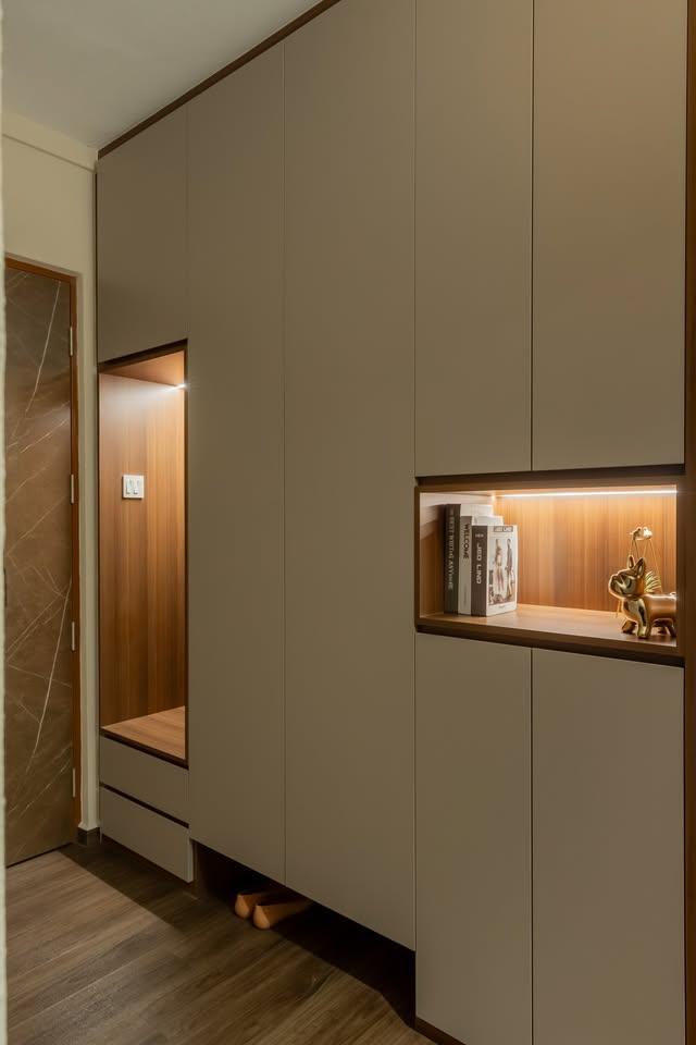 Modern Entryway with Seating Bench and Shoe Rack