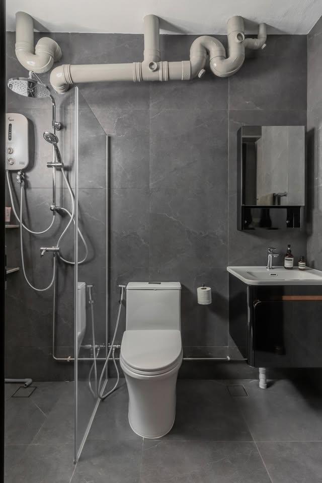 Modern Bathroom with Mirror and Shower Screen