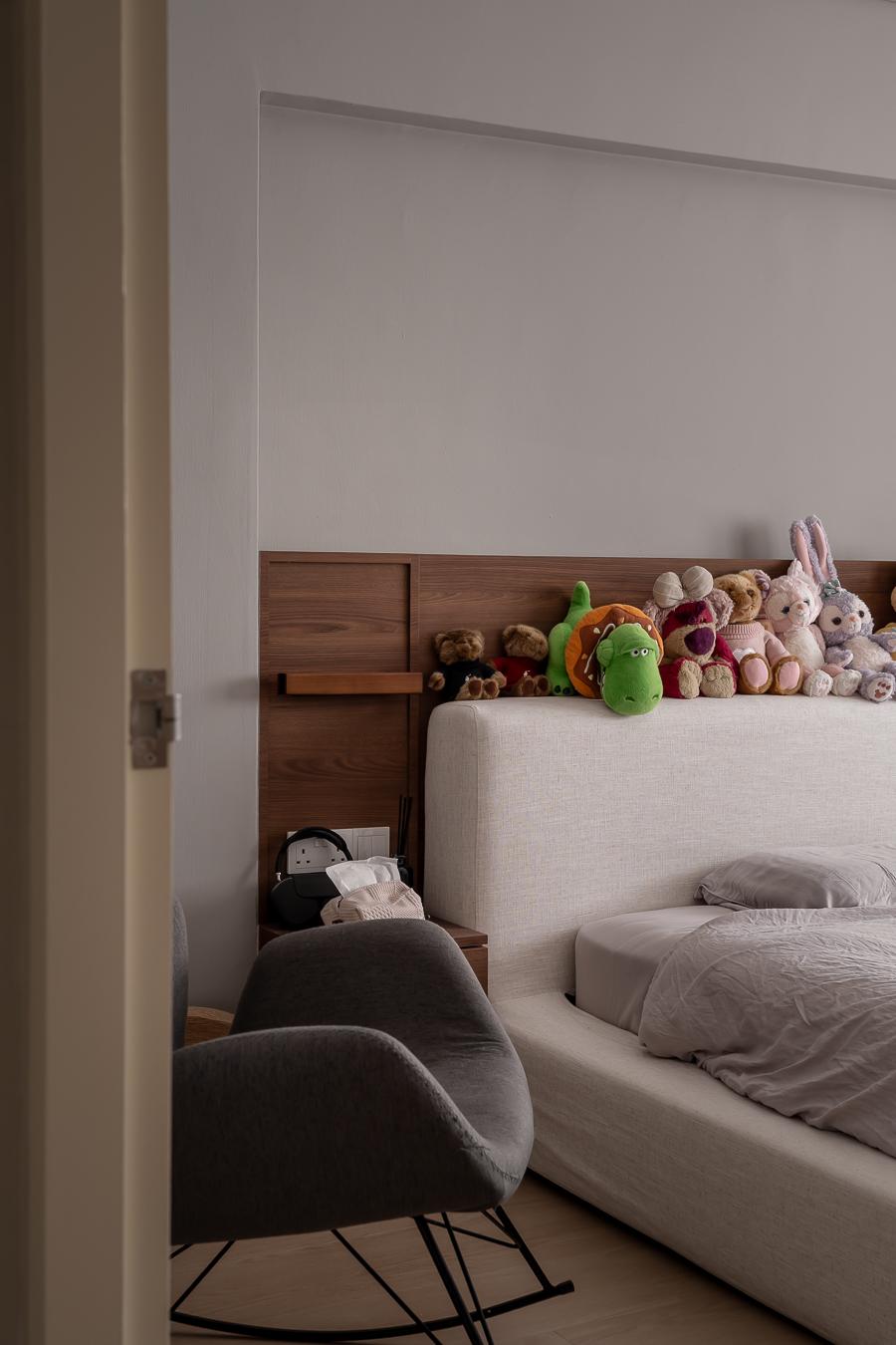 Scandinavian Bedroom with Bedside Table and Queen Bed