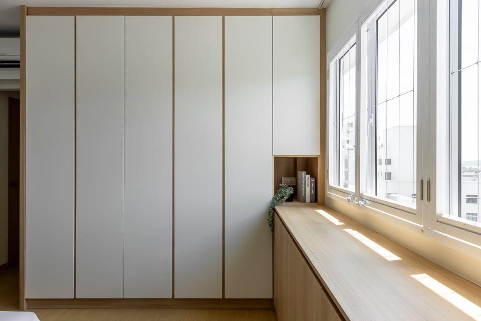 Scandinavian Bedroom with Vinyl Flooring and Wardrobe