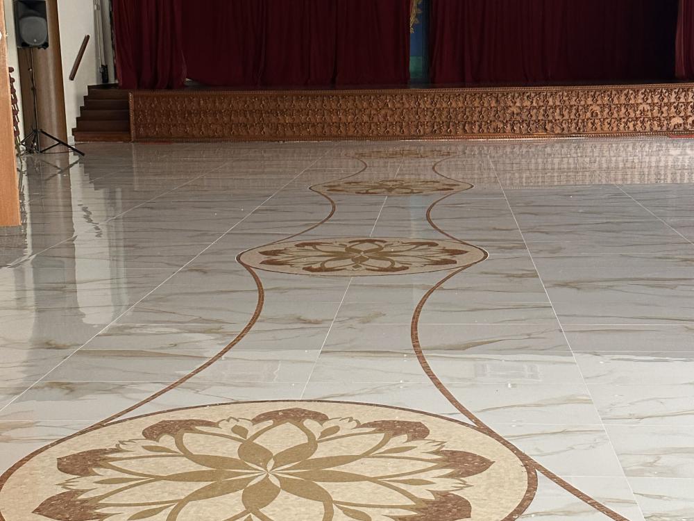 Transitional Living Room with Marble Floor and Flooring