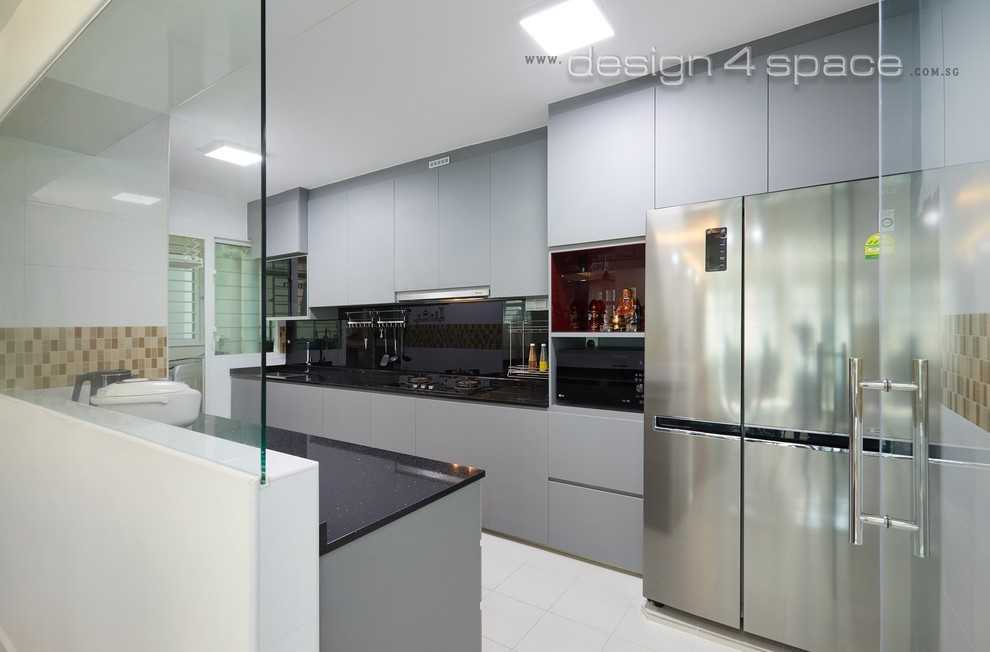 Transitional Kitchen with Open Kitchen and Breakfast Counter