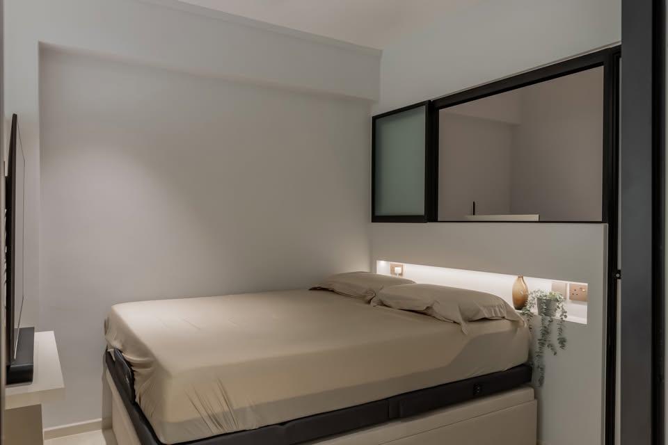 Modern Bedroom with Queen Bed and Bed