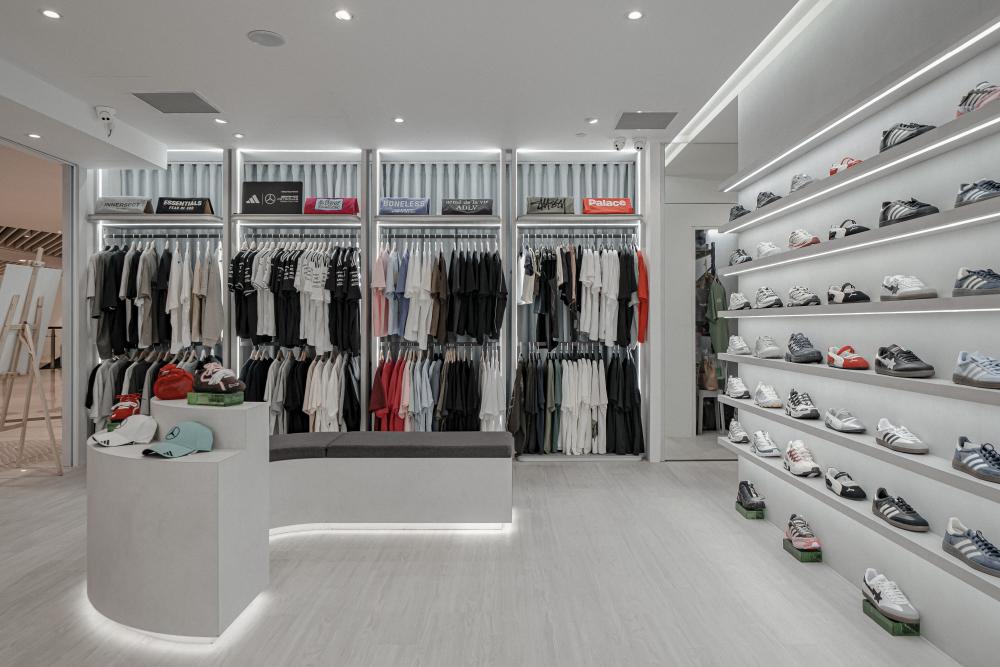 Contemporary Retail with Bookshelf and Wall Shelves