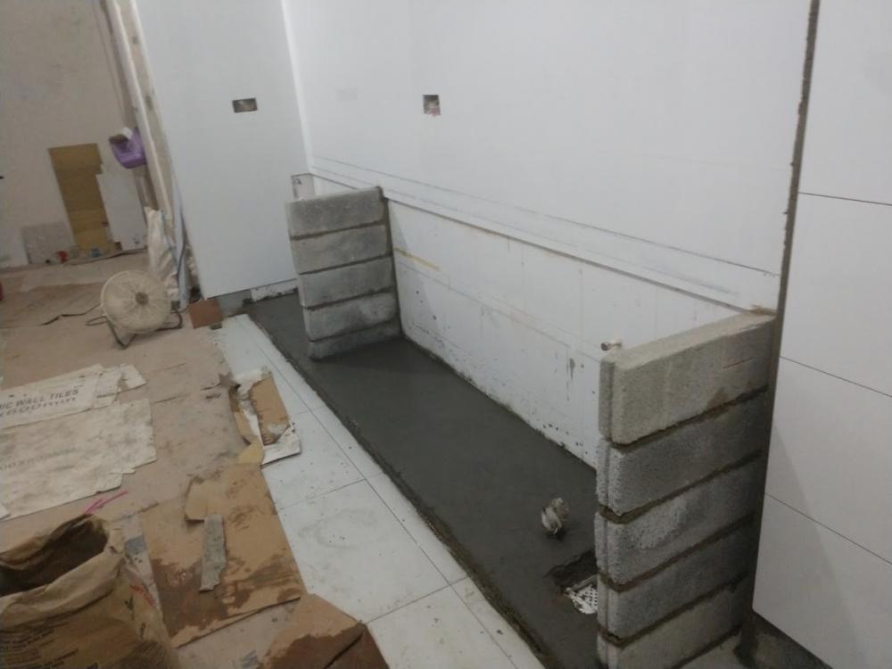 Asian Kitchen with Vinyl Flooring and Homogeneous Tiles