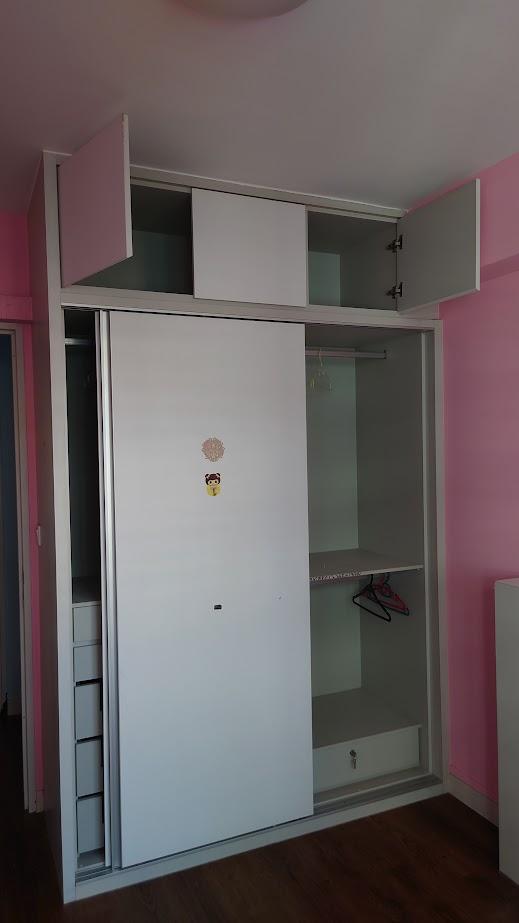 Asian Bedroom with Vinyl Flooring and Wardrobe