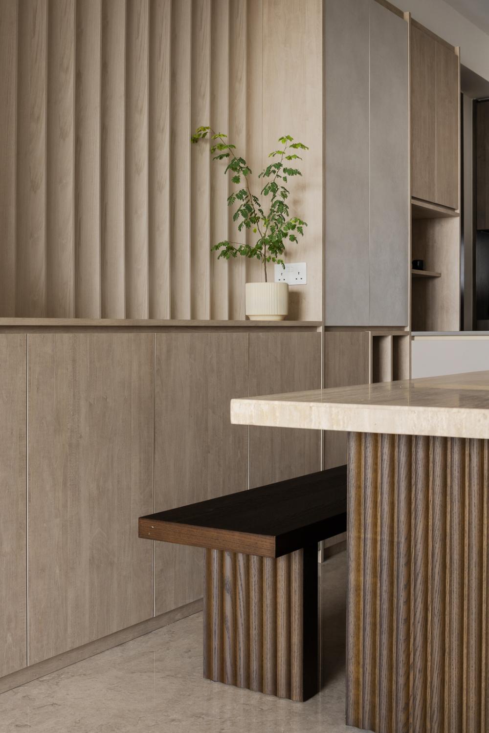 Modern Dining Room with Feature Wall and Dining Table