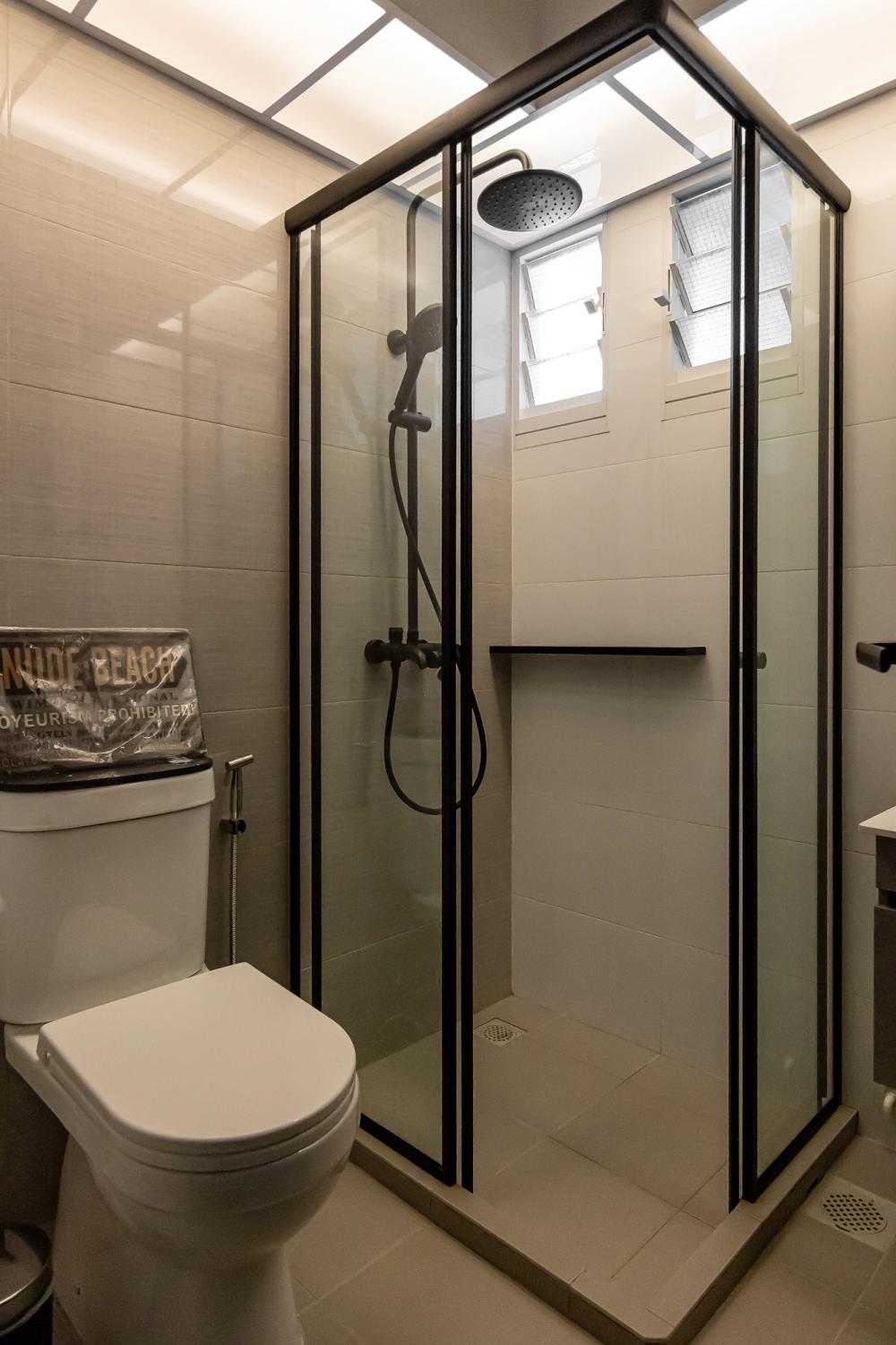 Industrial Bathroom with Homogeneous Tiles and Artwork