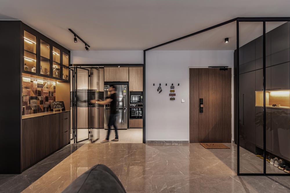 Industrial Foyer with Homogeneous Tiles and Glass Door