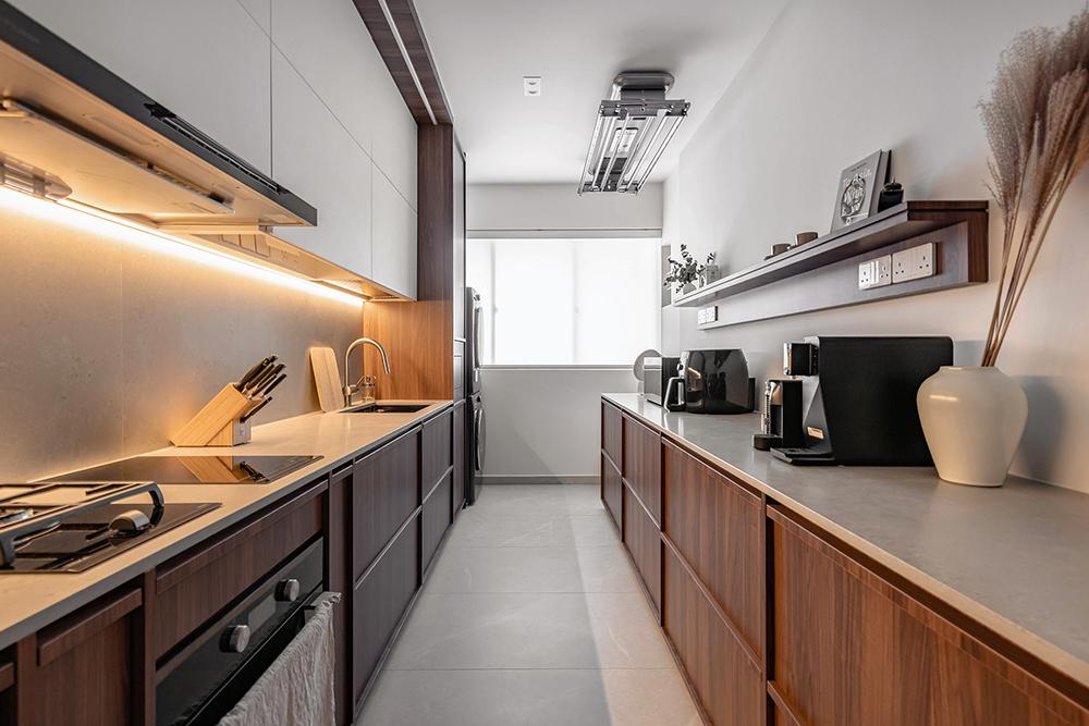 Scandinavian Kitchen with Countertop and Homogeneous Tiles