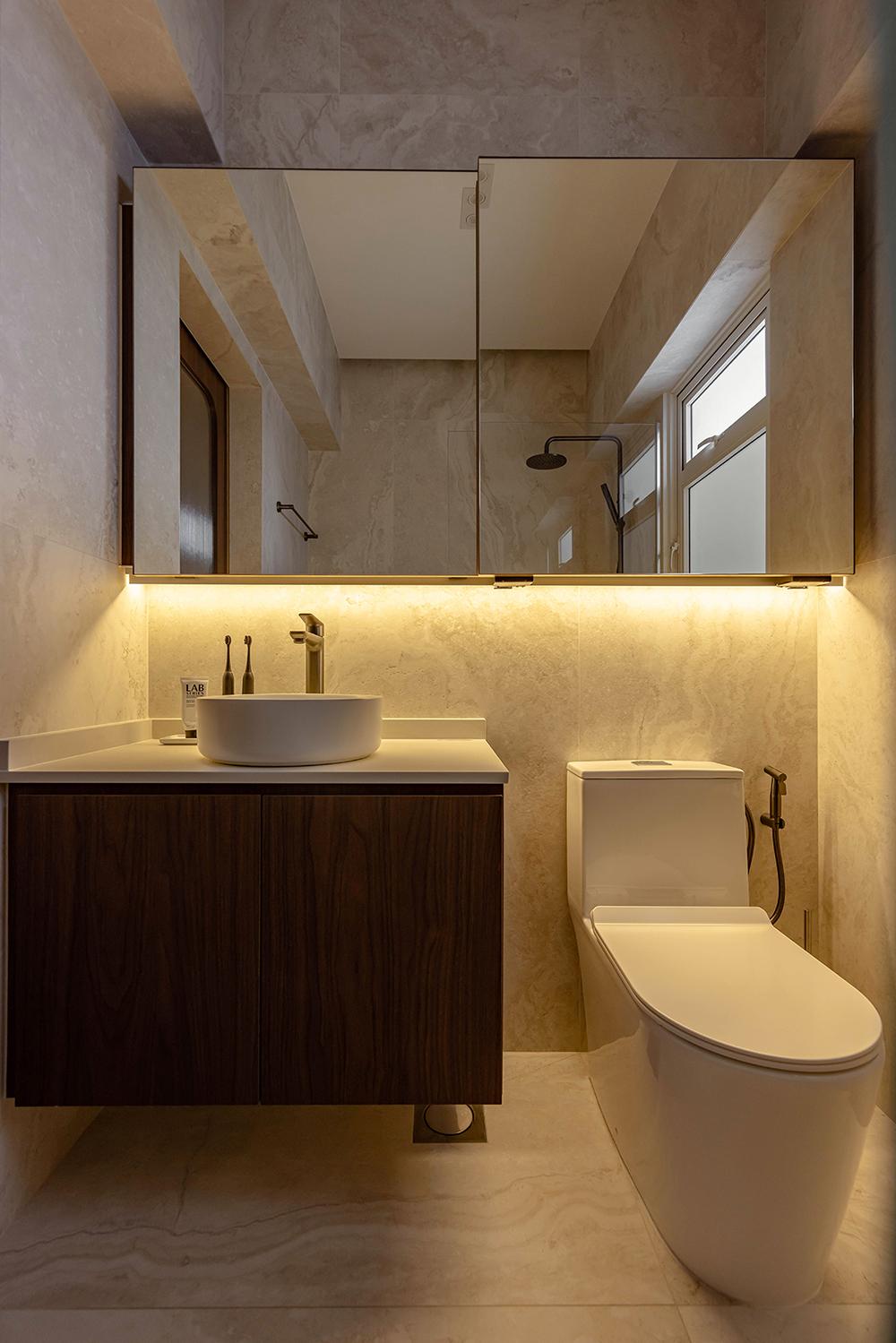 Scandinavian Bathroom with Homogeneous Tiles and Mirror