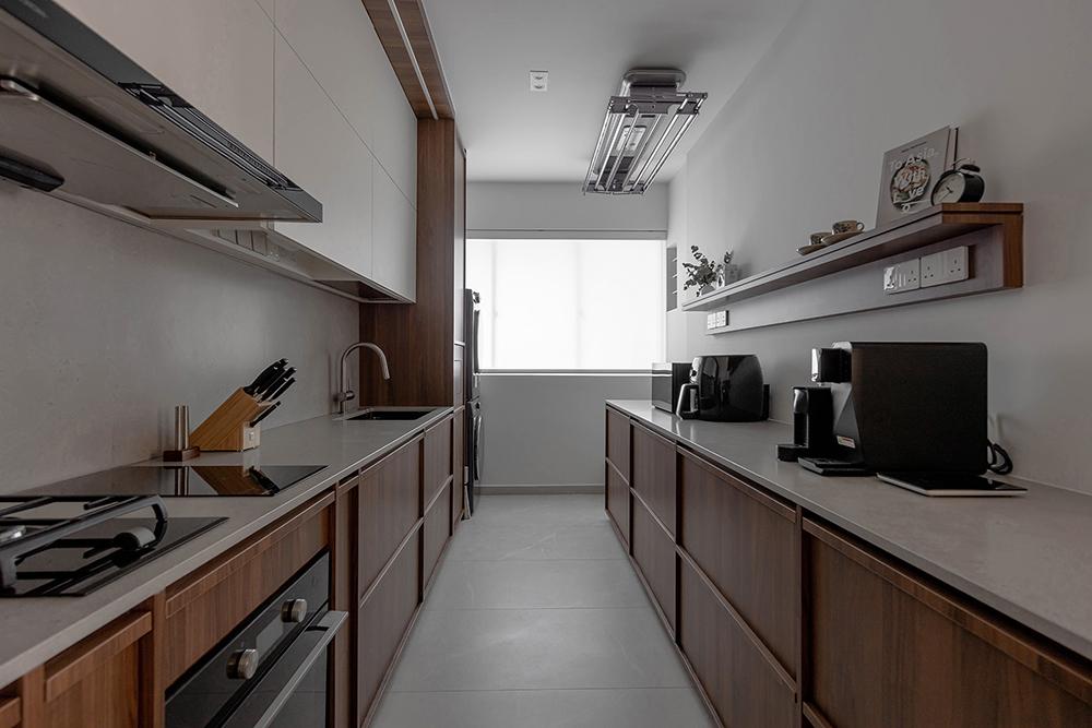 Scandinavian Kitchen with Countertop and Homogeneous Tiles