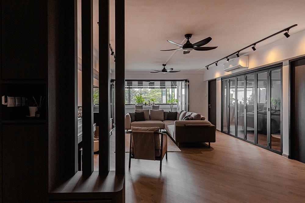 Modern Living Room with Vinyl Flooring and Glass Door