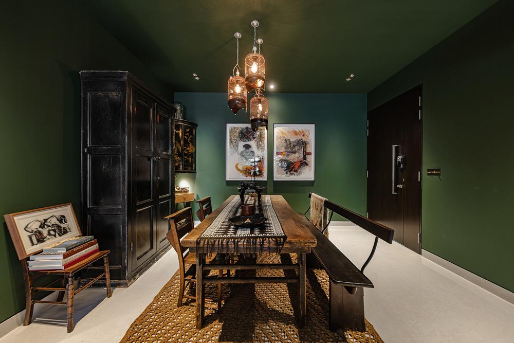 Eclectic Dining Room with Artwork and Dining Table