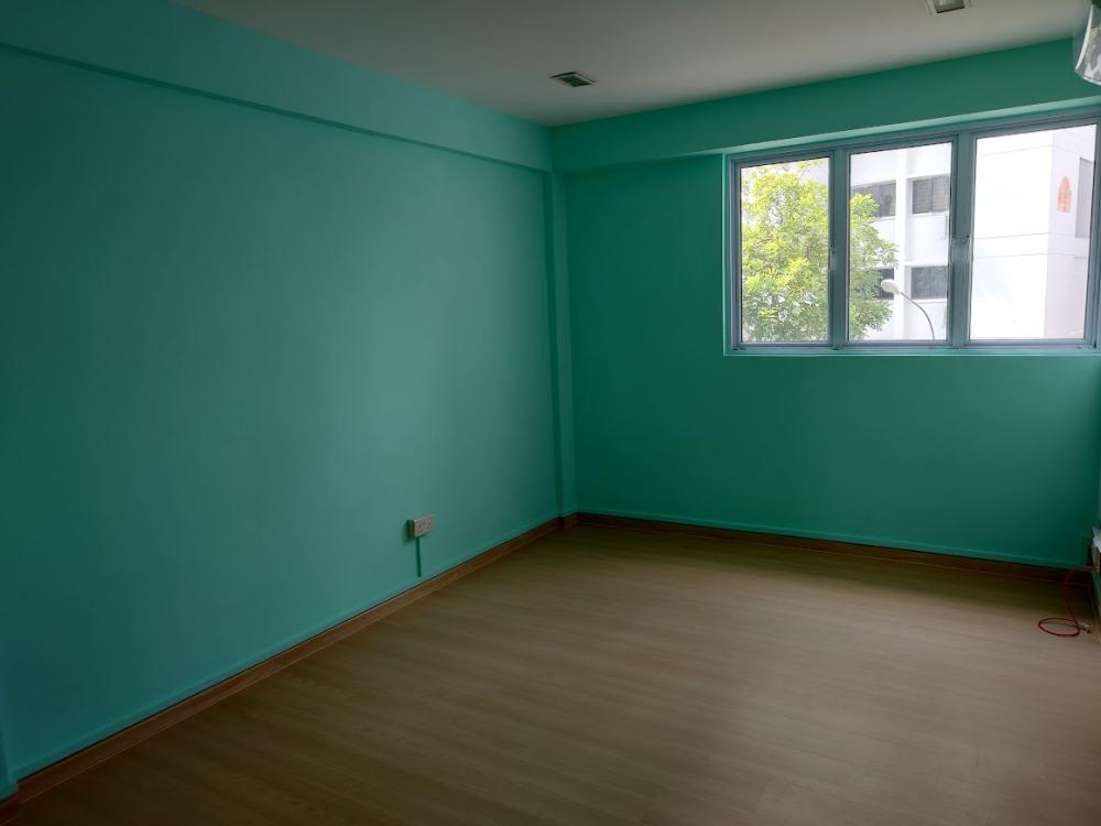Asian Bedroom with Vinyl Flooring and Flooring