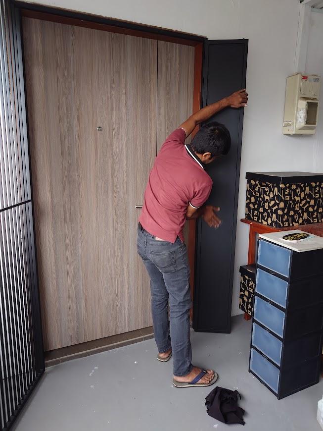 Asian Entryway with Mirror and Small Storage