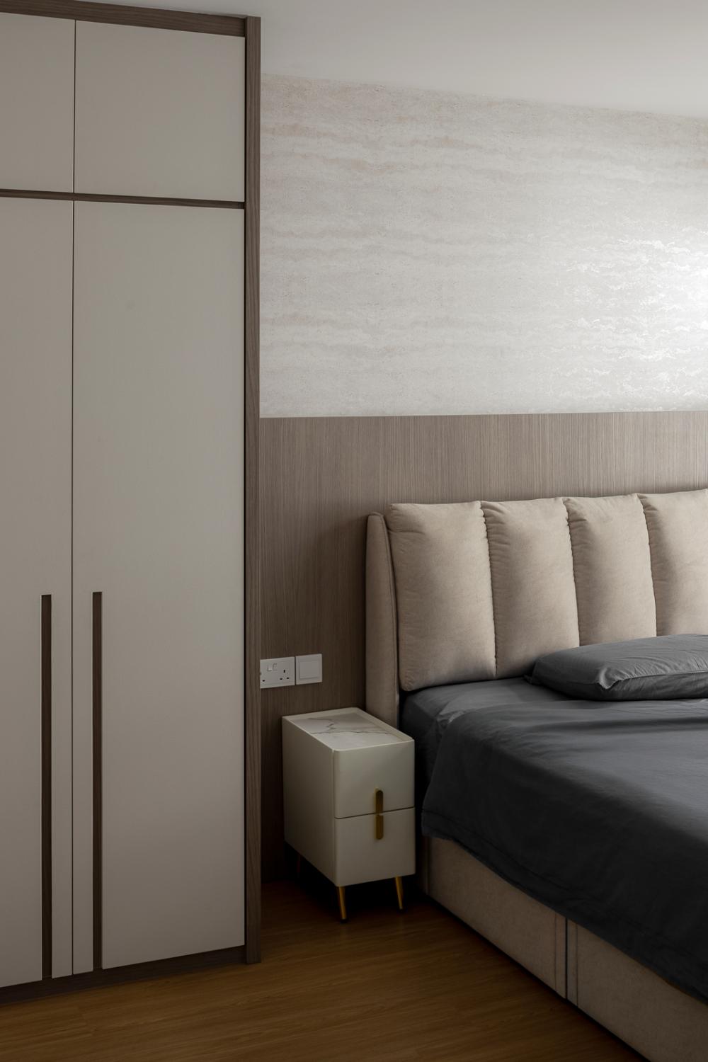 Modern Bedroom with Vinyl Flooring and Wardrobe