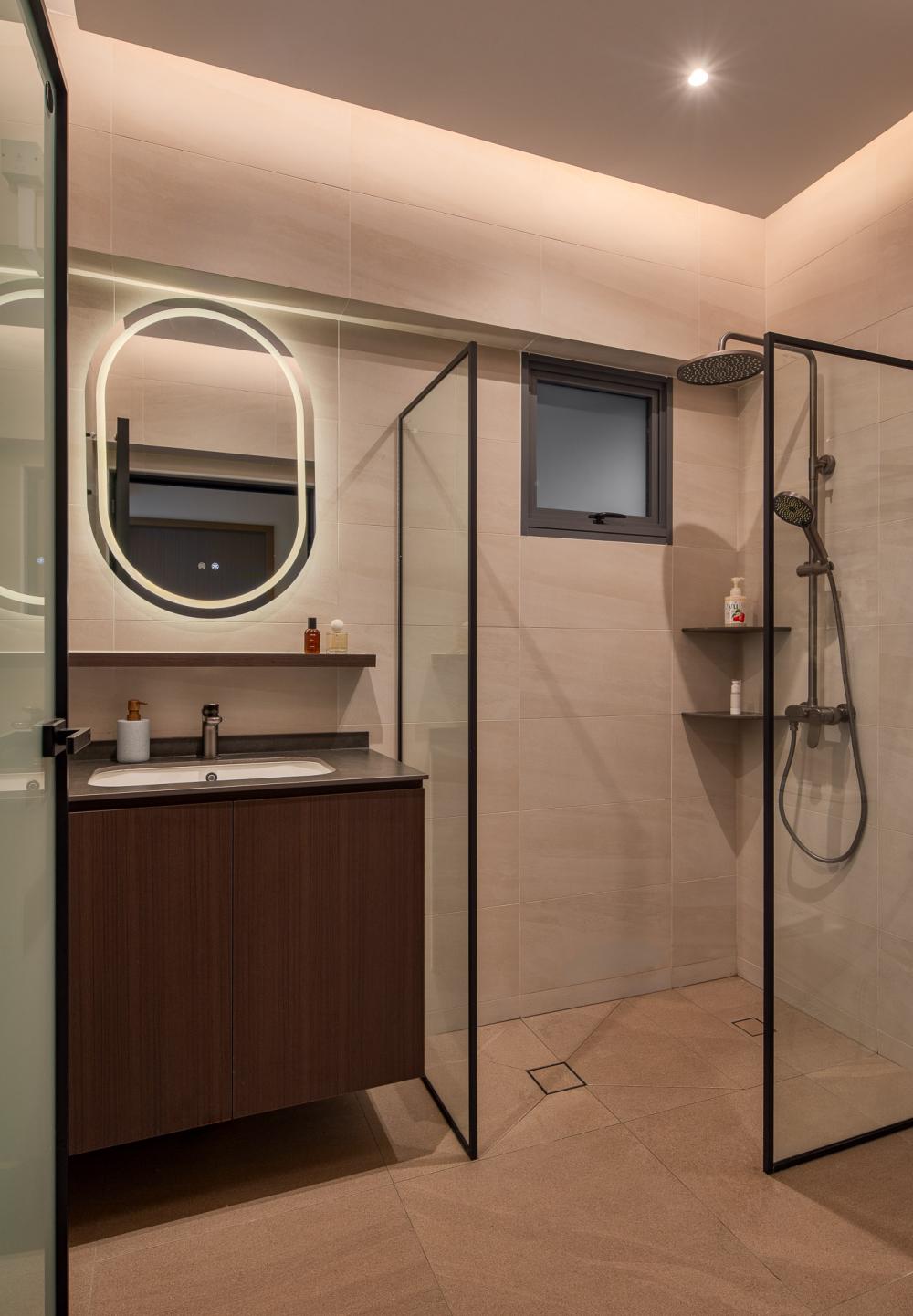 Modern Bathroom with Countertop and Homogeneous Tiles
