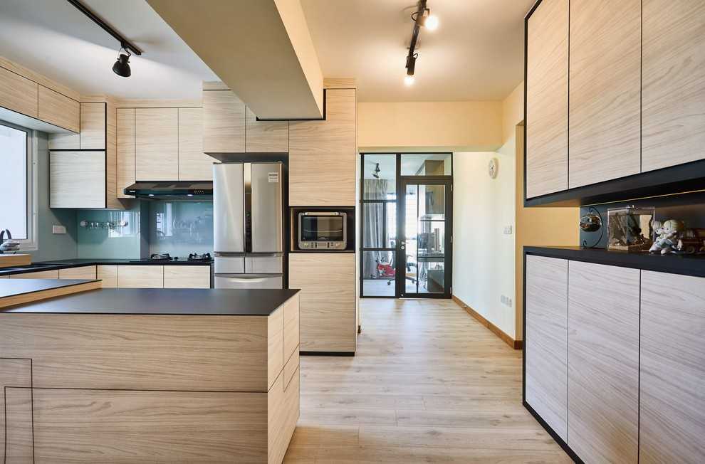 Scandinavian Kitchen with Wood Flooring and Kitchen Window