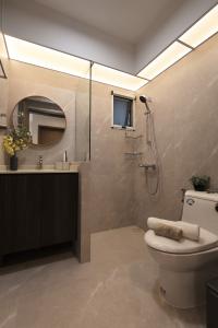 Modern Bathroom at 3 Room HDB @ Toa Payoh