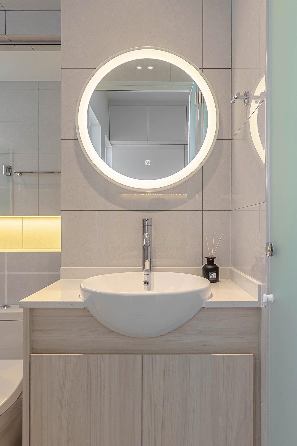 Scandinavian Bathroom with Homogeneous Tiles and Vanity Counter
