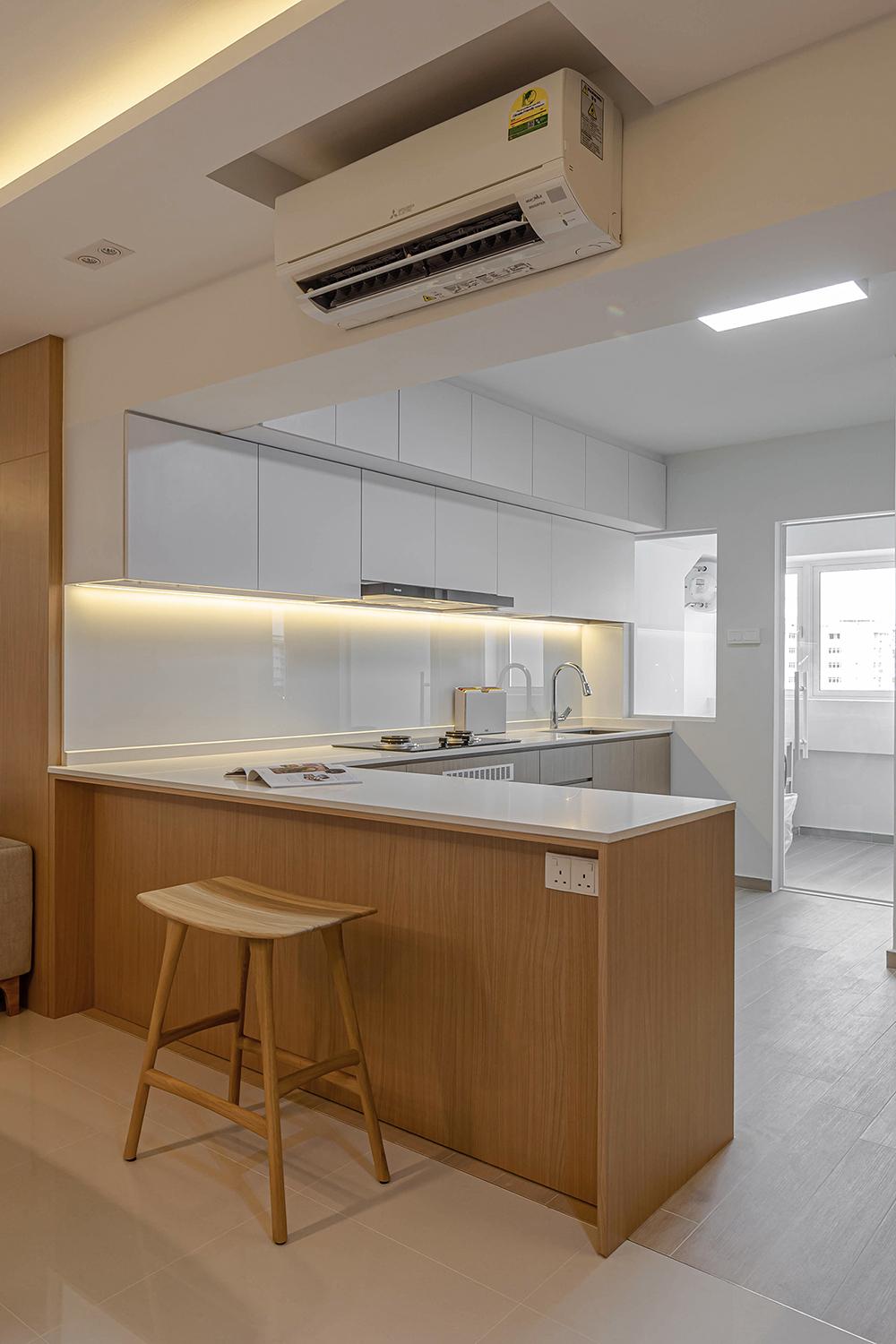 Scandinavian Kitchen with Kitchen Island and Open Kitchen