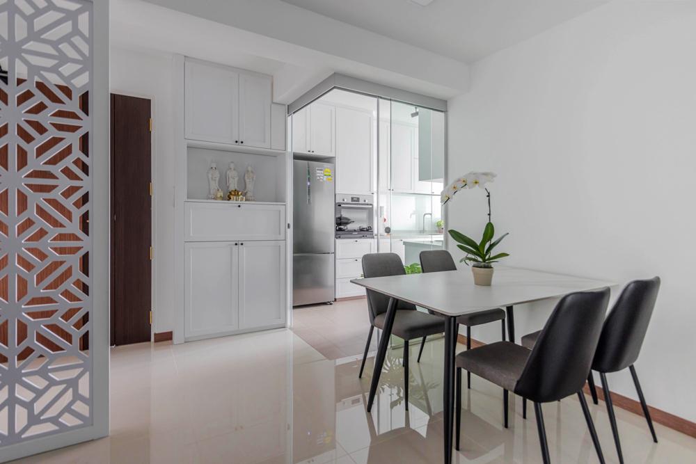 Transitional Dining Room with Homogeneous Tiles and Feature Wall