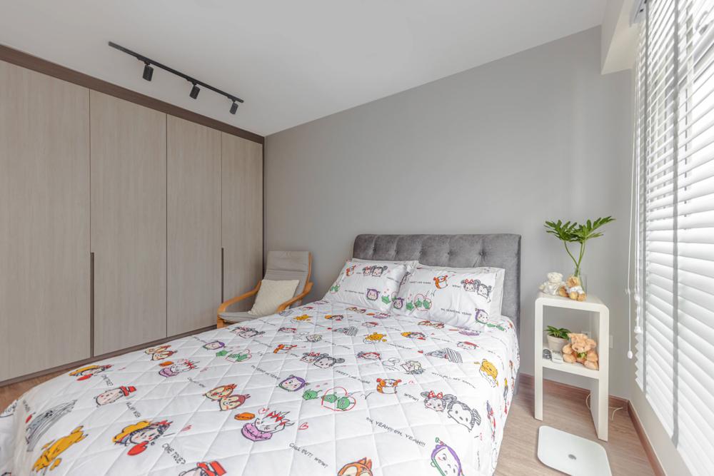Transitional Bedroom with Vinyl Flooring and Wardrobe
