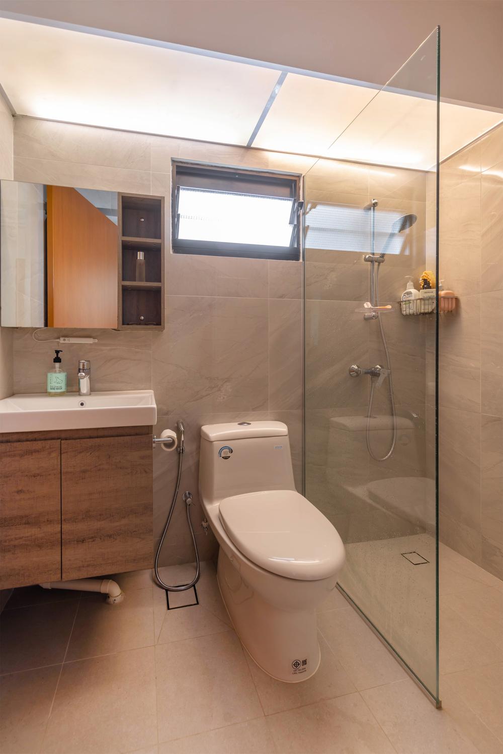 Modern Bathroom with Mirror and Shower Screen