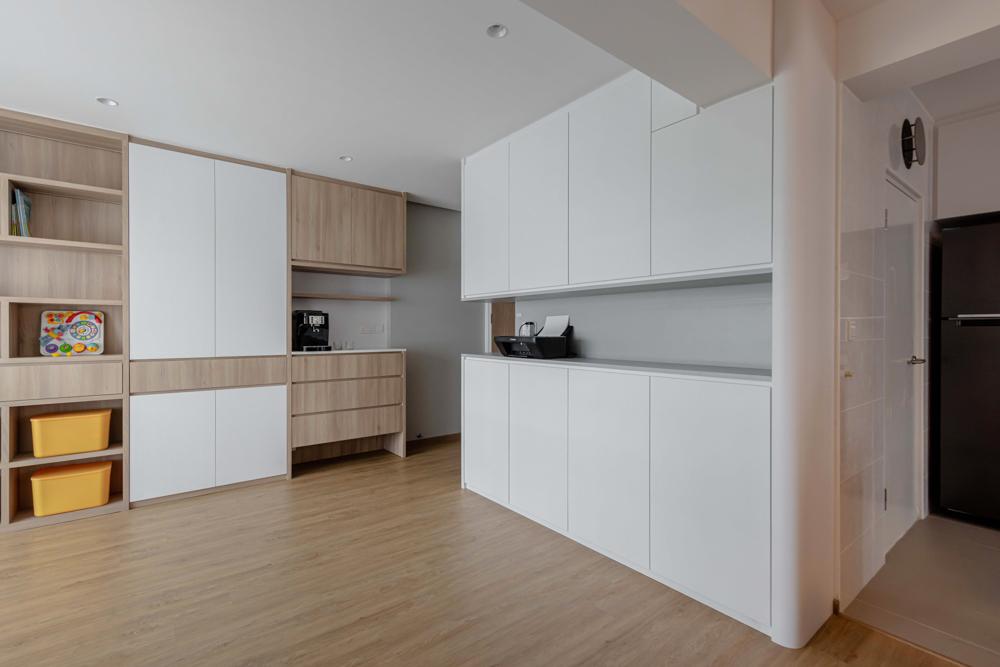 Scandinavian Living Room with Bookshelf and Vinyl Flooring