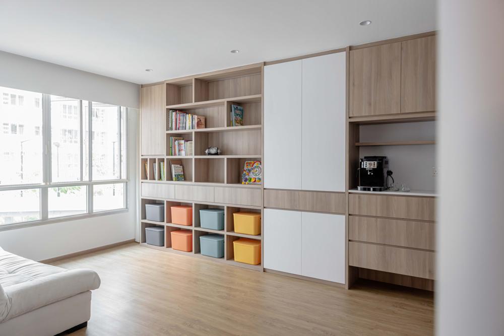 Scandinavian Living Room with Bookshelf and Vinyl Flooring