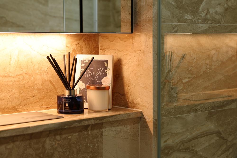 Modern Bathroom with Mirror and Shower Screen