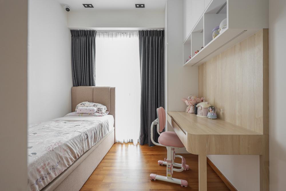 Modern Bedroom with Bookshelf and Display Cabinets